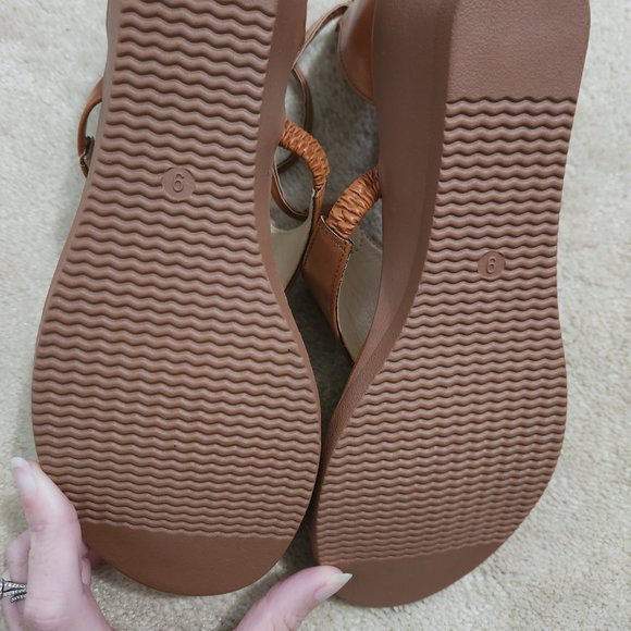 Sandals - Picture 2 of 2